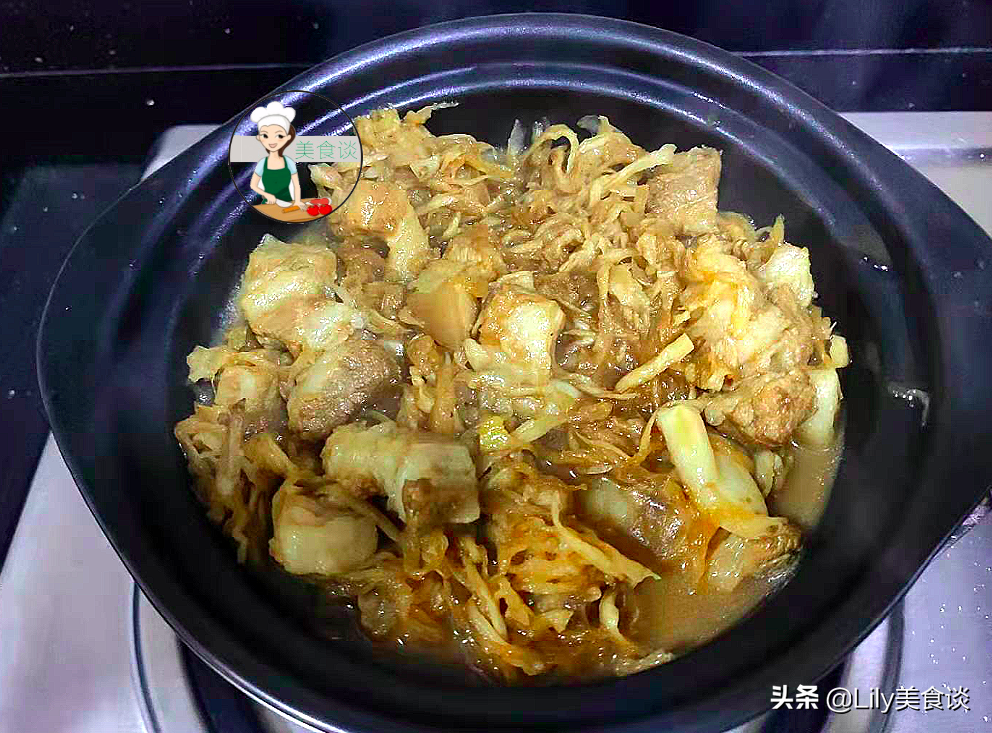冬天，这两样食材一起炖，实在太鲜美了，简单营养，冬天吃特养人