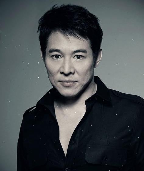 李连杰晚年现状:伤病缠身,收藏上亿天珠,只为保平安(佩戴宝瓶天珠有