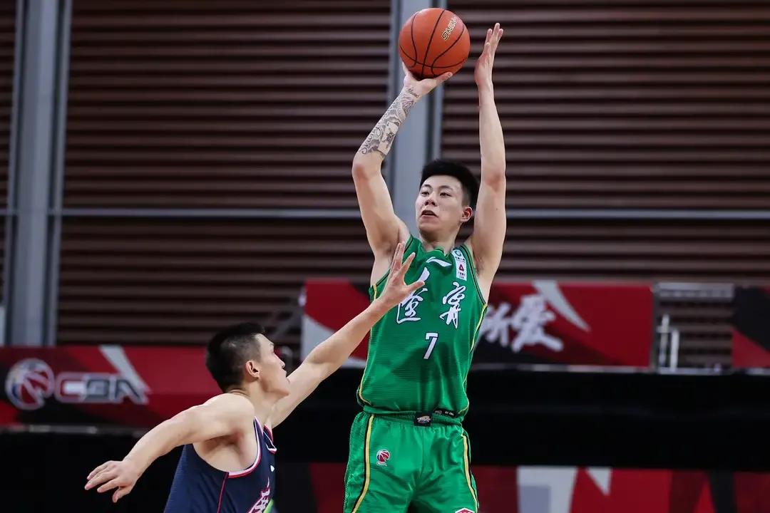 张镇麟为什么不去nba(张镇麟去NBA？七原因证明没希望，朱八易九丁外援都是难过的山)