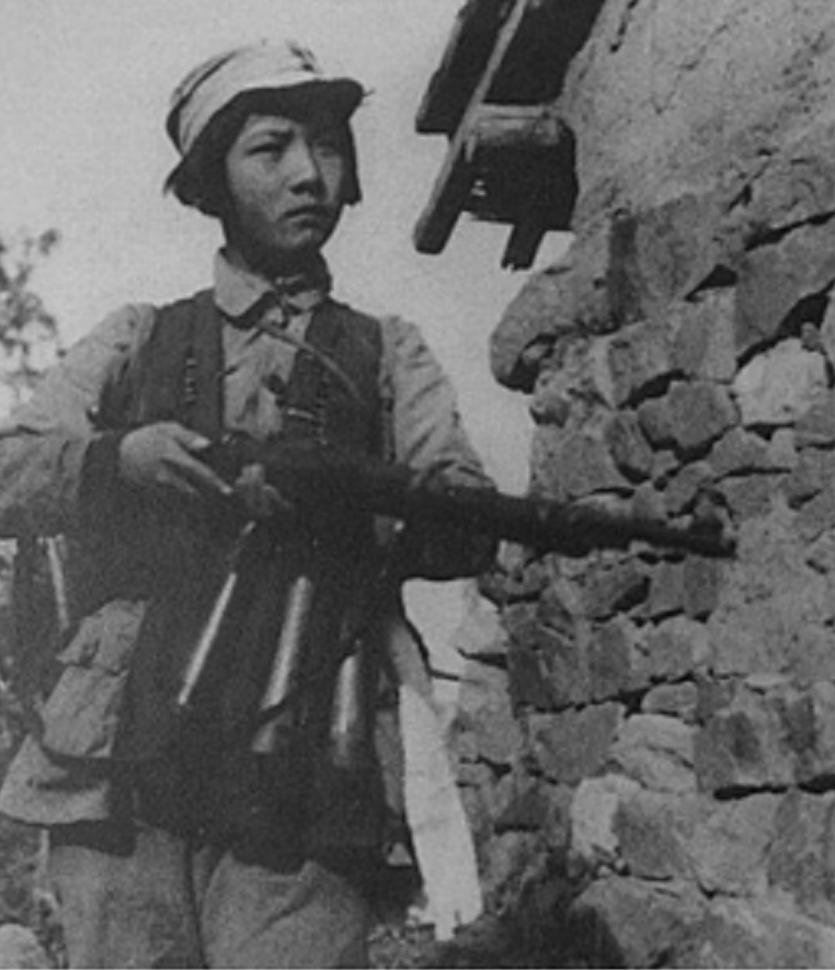 1984年湖北一农村妇女去世，28年后孙子查阅史料：奶奶身份不简单