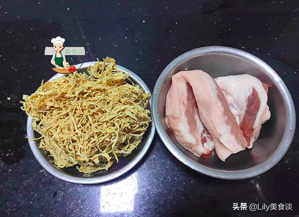 冬天，这两样食材一起炖，实在太鲜美了，简单营养，冬天吃特养人