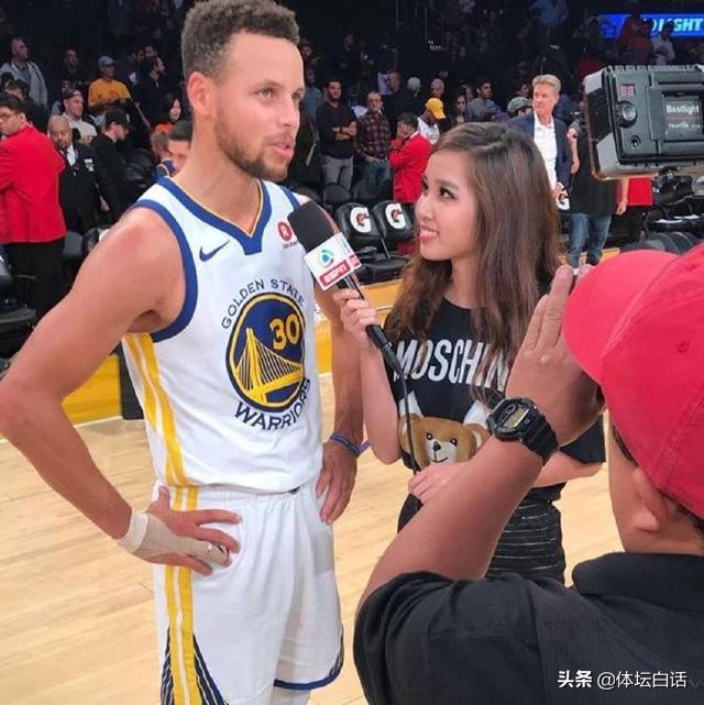 nba哪些球员有狐臭(NBA球员有汗臭味儿吗？美女记者爆料：库里奶香，甜瓜洗洁精味)