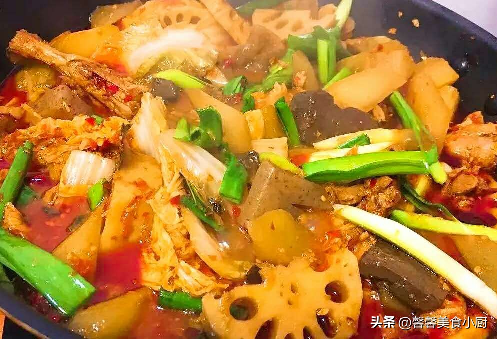 鸭肉火锅最好吃的做法，营养美味，方法简单味道好，很下饭