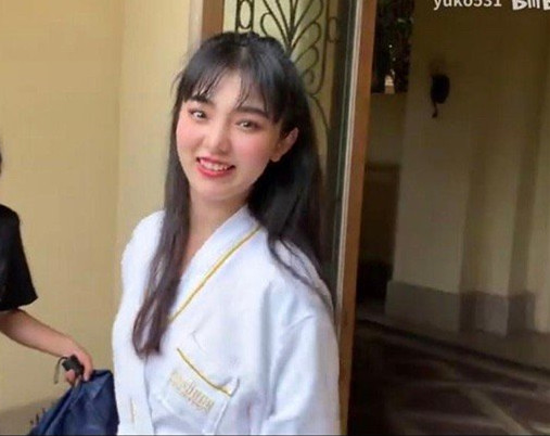 神颜美少女自称海淀范冰冰，出轨都说得这么硬气？半藏森林2.0吧