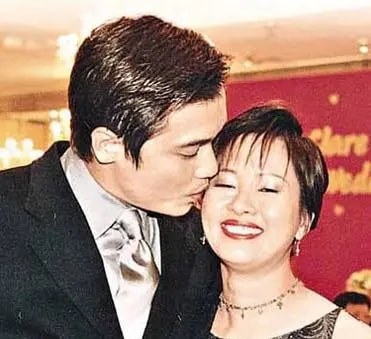 5位港圈中的“渣男”，陈浩民借醉狼吻女模特，罗嘉良被指弃糟糠