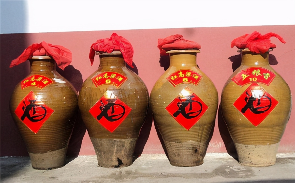 100斤高粱能酿出多少酒,能有多少利润?偷偷告诉你们真实答案