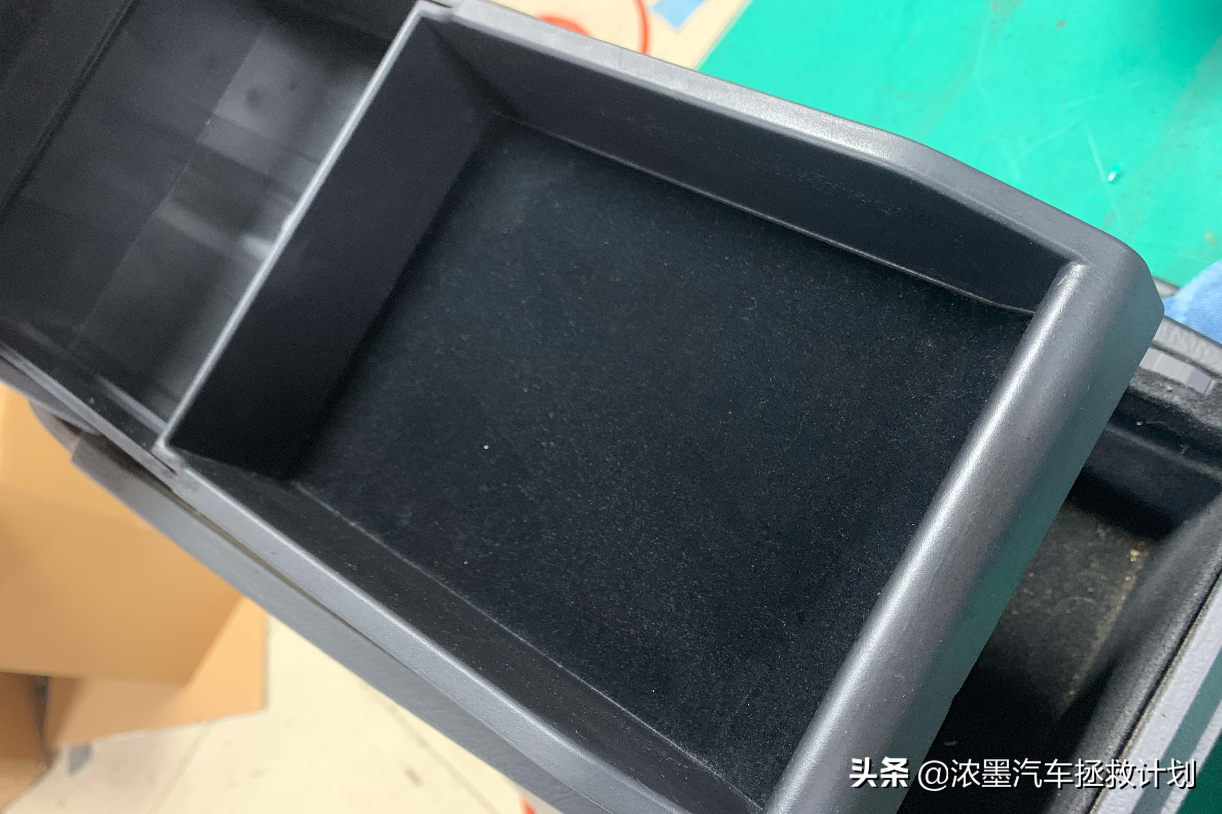 「璀璨明珠」修复整备一台破烂不堪的丰田皇冠，重新焕发盎然生机
