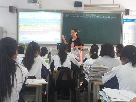 2021高考“一分一档”形式，600分竟排5万名后，学生：我太难了