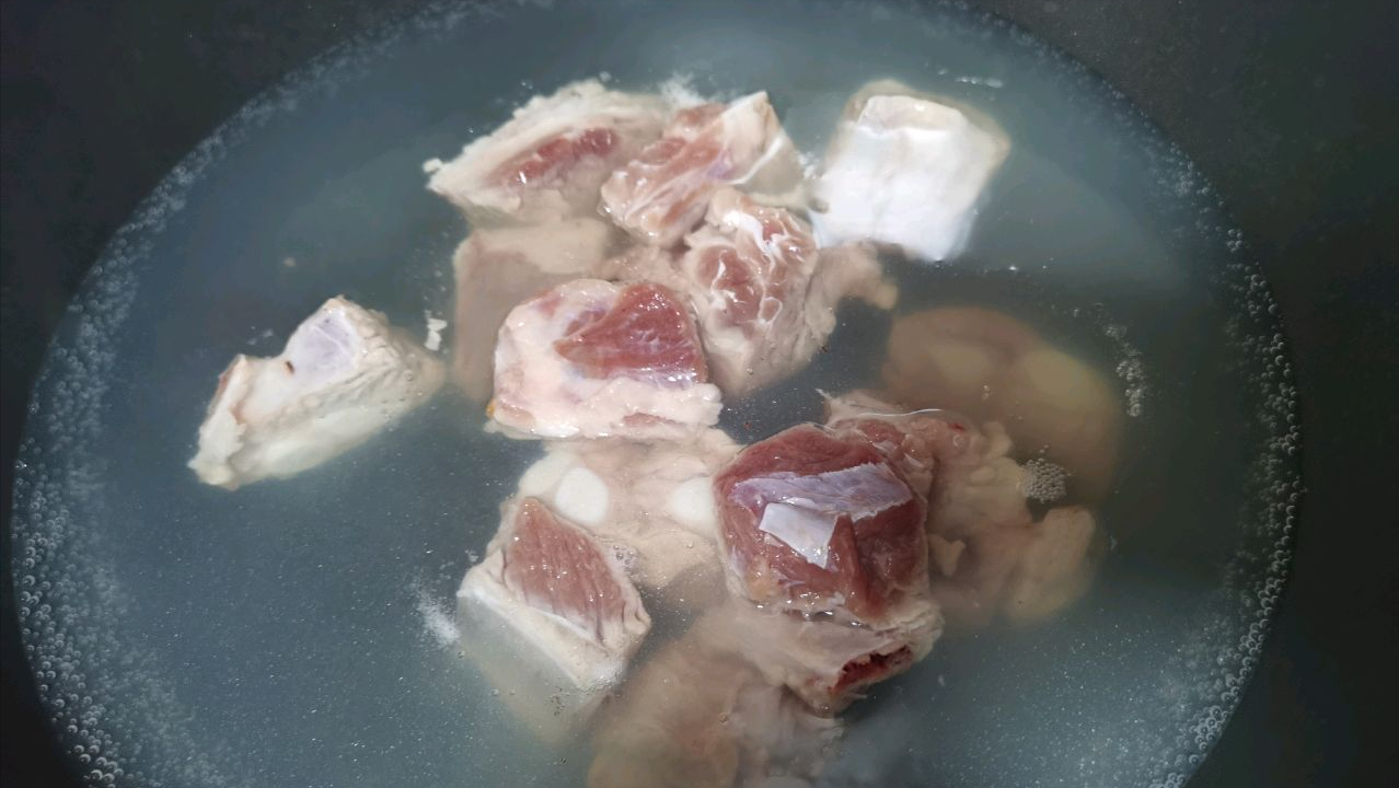 蓮藕薏米排骨湯,蓮藕薏米排骨湯的功效
