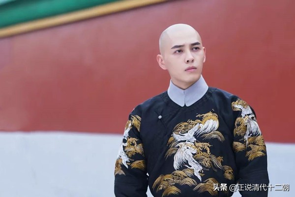 历史上的荒唐王爷：弘昼能够善终，并非因为荒唐，而是这3个原因