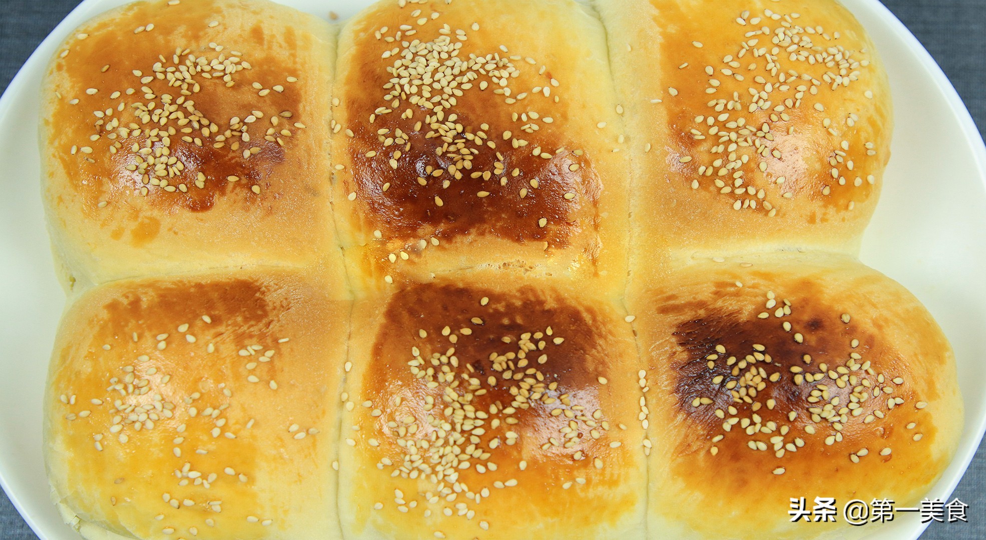 家庭最简单面包的做法不用烤箱，家庭最简单面包的做法不用烤箱