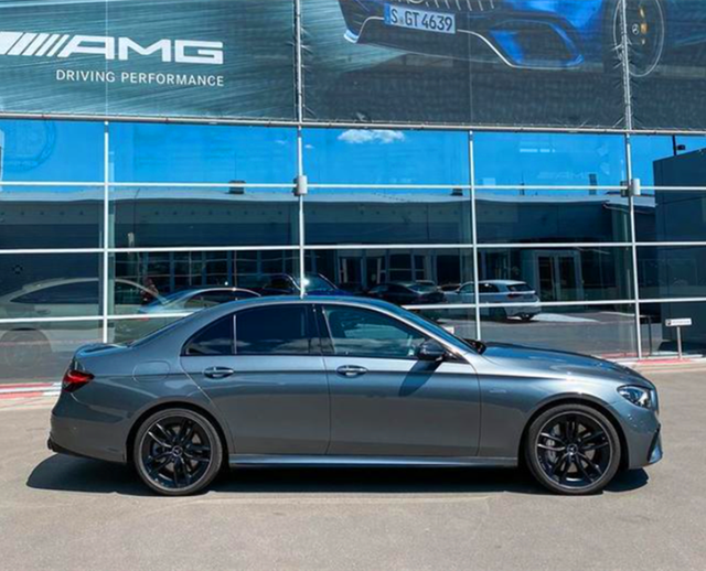 100万内最强奔驰E级，新款AMG E53实车，六缸配四驱