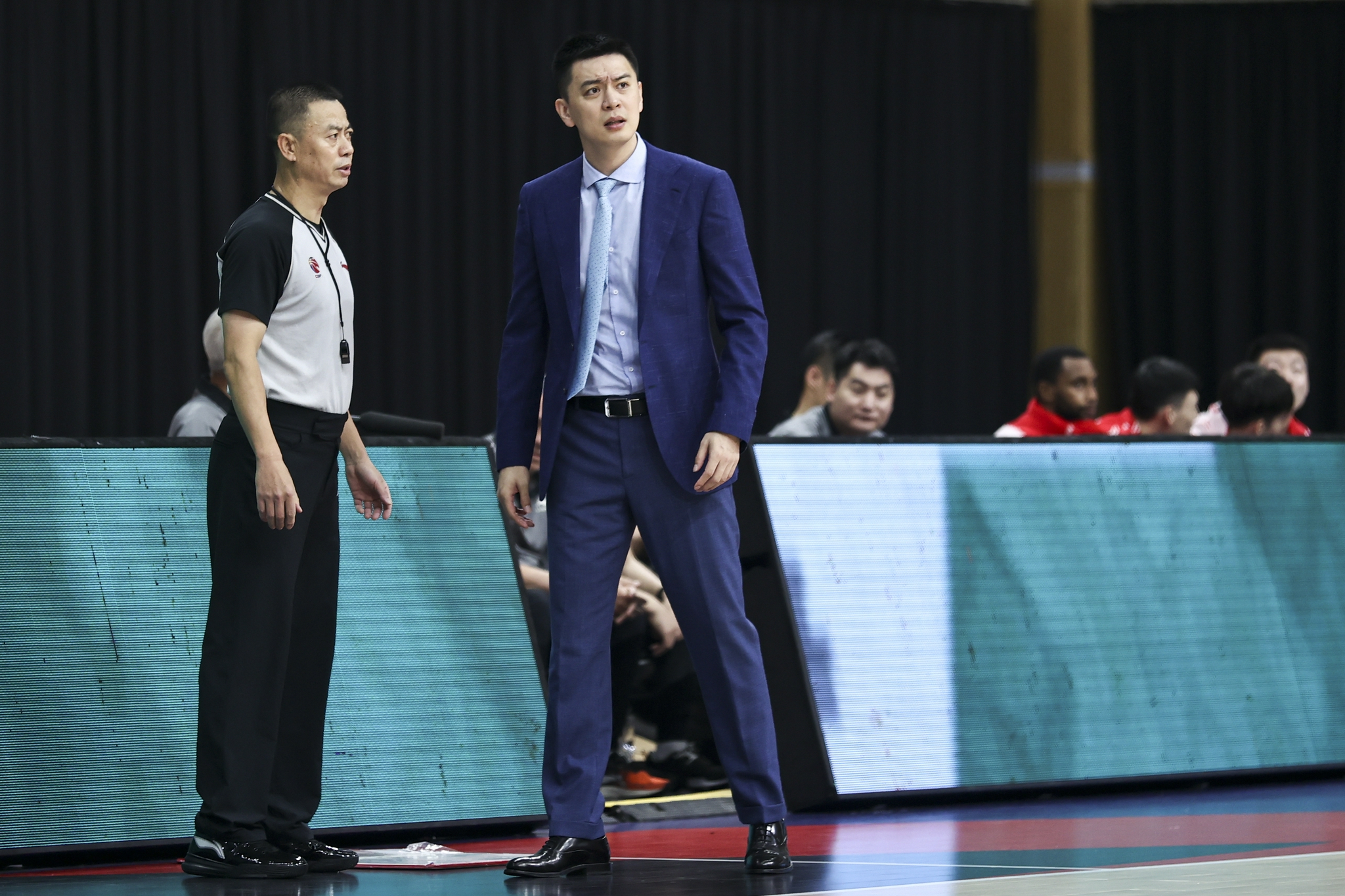 cba第一帅,在我看来,非杨鸣莫属,我想这个应该没有人反对,就连老球迷