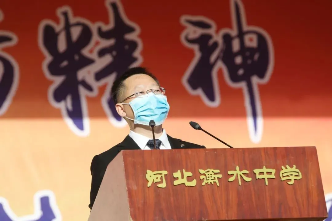 衡中校长的儿子，高考也要移民？