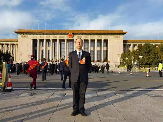名校毕业！江苏这个男人：创多项国内第一，登上人民大会堂，获国家最高表彰！