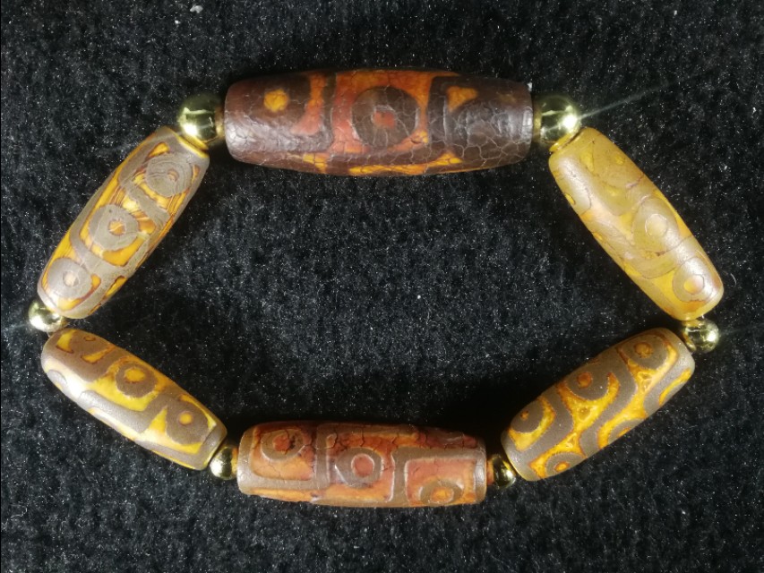 黄韵古风:火供九眼天珠手串(天珠多少钱) 第1张