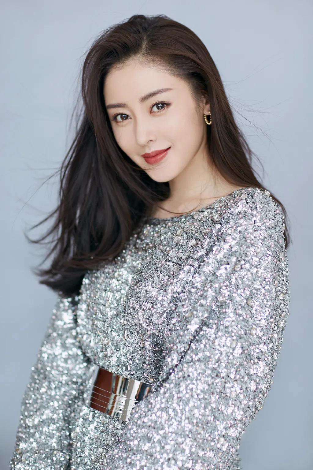 其中更是不乏一些口碑之作,只不过在这些作品中虽然能看到张天爱的