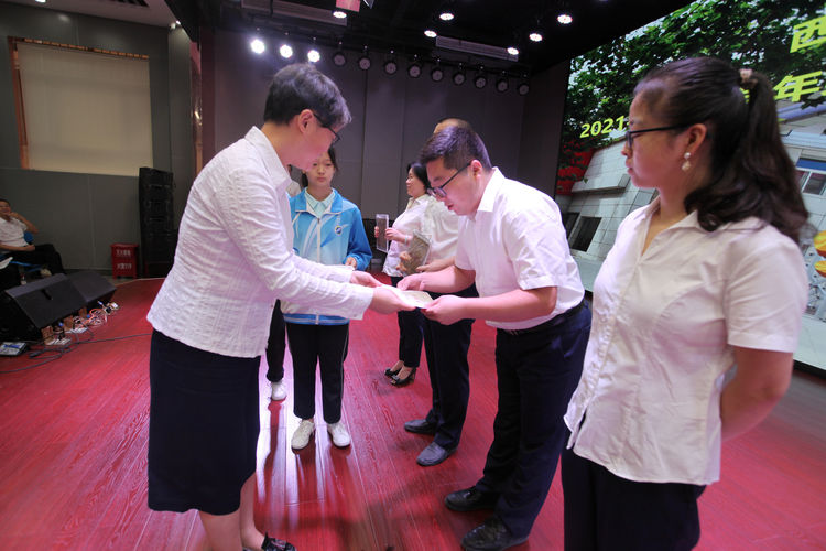 新的起点 新的突破 新的辉煌——华山中学举办线上开学典礼