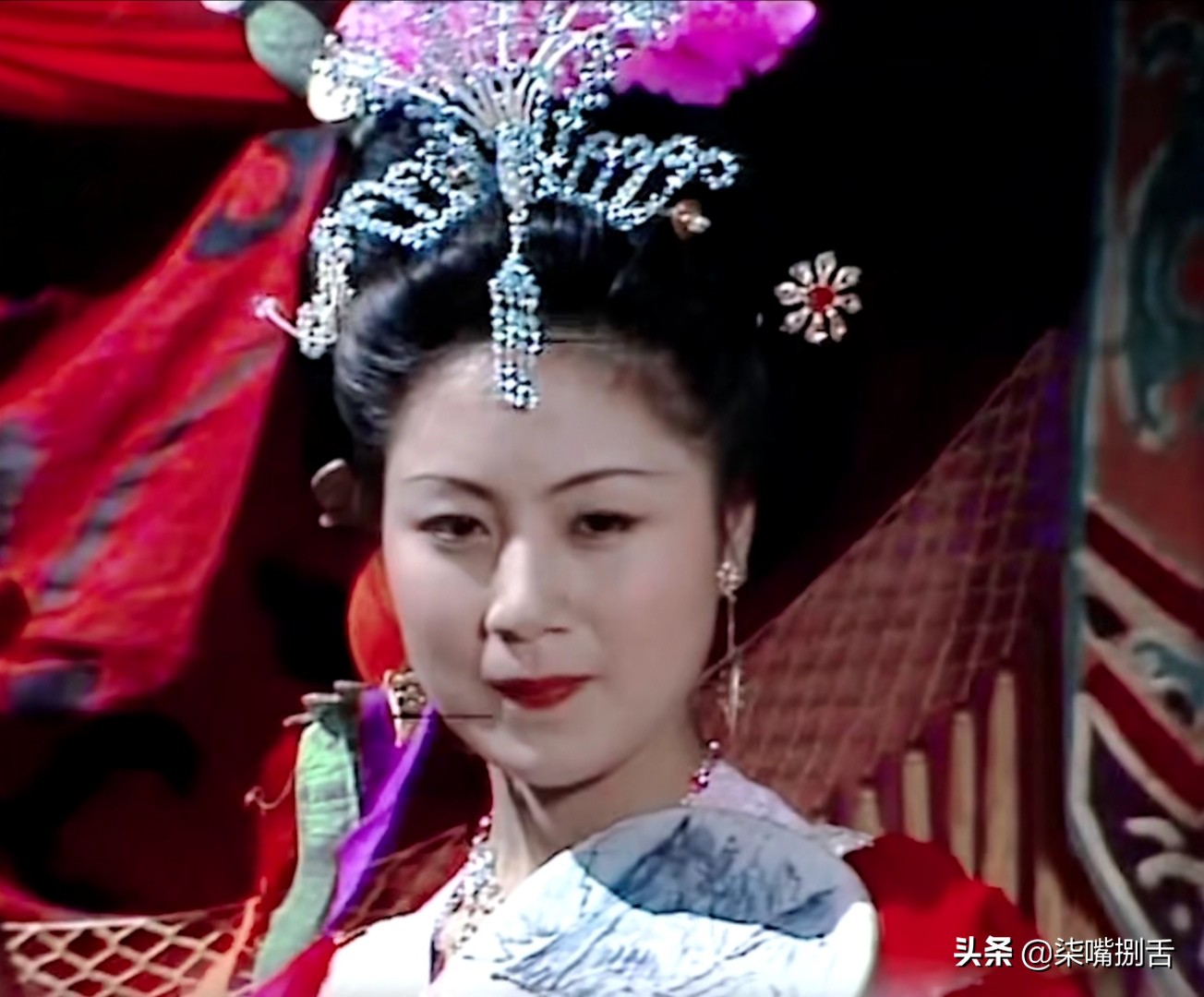 35年了,我还会被《西游记》的女施主,女妖精们惊艳到睡不着