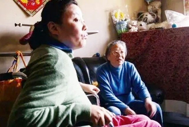 清华才女朱令2次遭投毒，死里逃生成瘫痪，今48岁嫌疑人在美逍遥