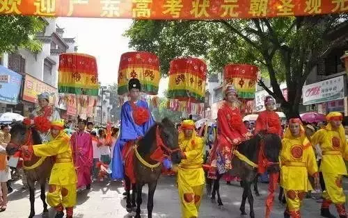 还记得当年参加高考的你么？(值得珍藏！)