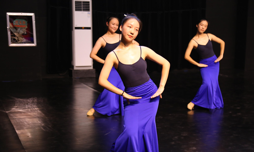 想和吴磊一样考北影，艺考生高考应注意什么？做到这些很关键