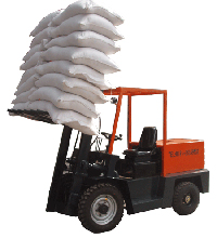 足球在草地上滚动是平移吗（初中物理11.1《功》知识梳理01：功的定义）