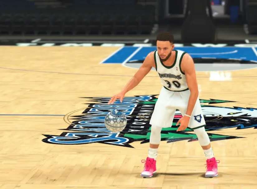 最强nba库里为什么顶不进(NBA2K:库里问鼎最强扣篮王，力量比肩奥尼尔，金州拉文终于圆满)