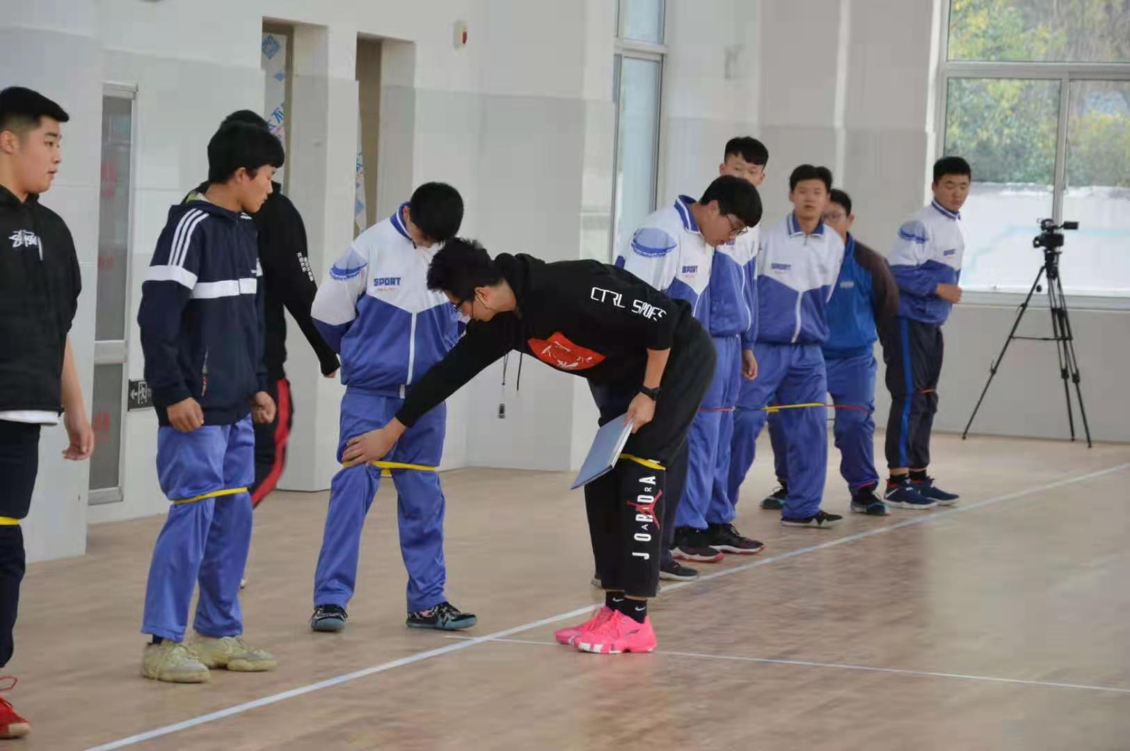 cba球员为什么英语都不错（CBA史上最强学霸：边拿总冠军边考研，如今是重点大学在编教师）