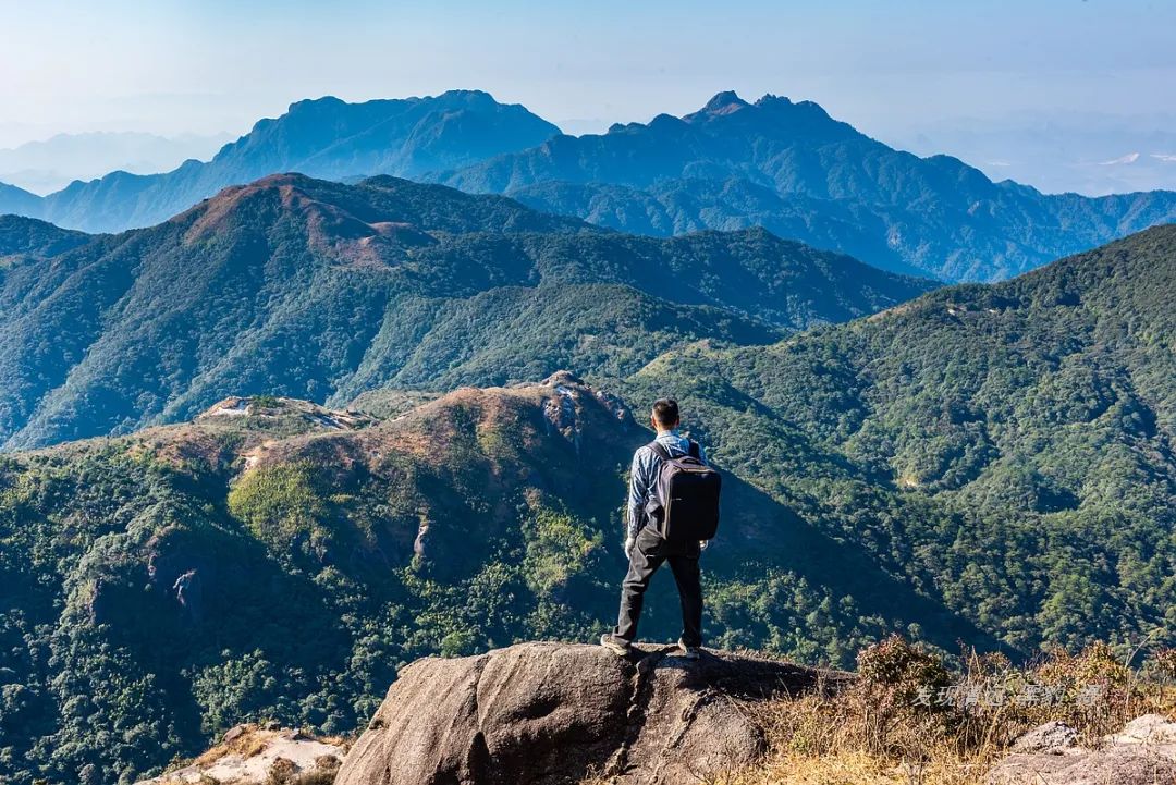 东岳是什么山(广东有座海拔1452米的东岳山，风景不输泰山却鲜为人知)