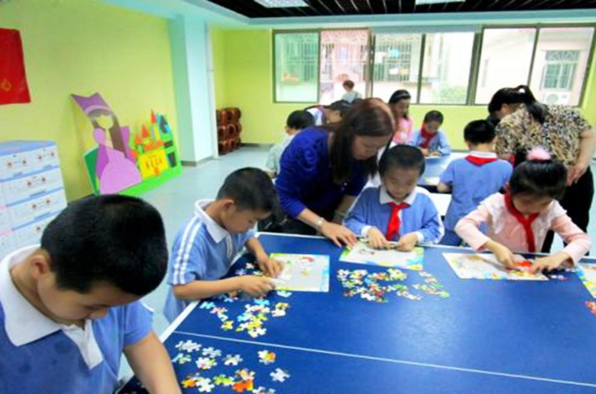 新东方转型托管服务，家长：比学校至少有四大优势，我肯定支持