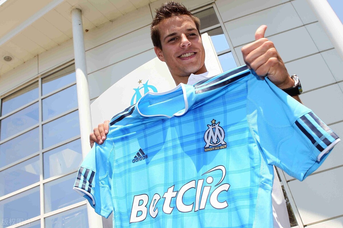 阿德里安洛佩斯阿尔瓦雷斯介绍（降级队→欧洲之巅：盘点5位经历过大起大落的冠军队成员）