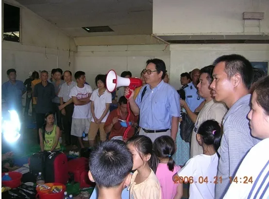 传奇！山东这个男人：从山区走出，担任外交官，还荣立二等功！