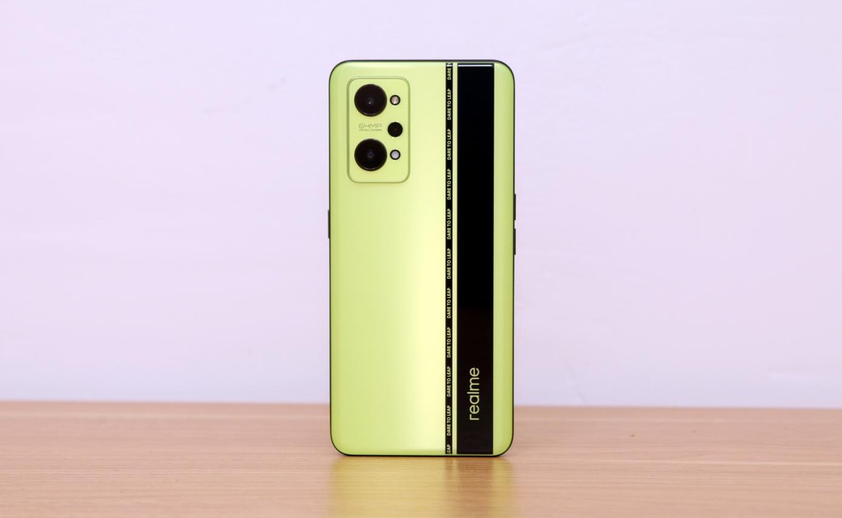 realme10x怎么样（大电池续航久的出行必备神机）