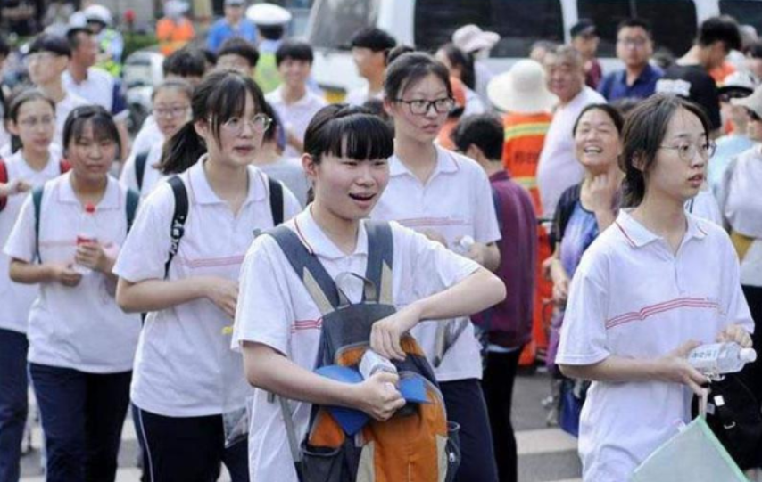 高三前3次模拟考试成绩，哪次“更接近”高考？听听班主任的解释