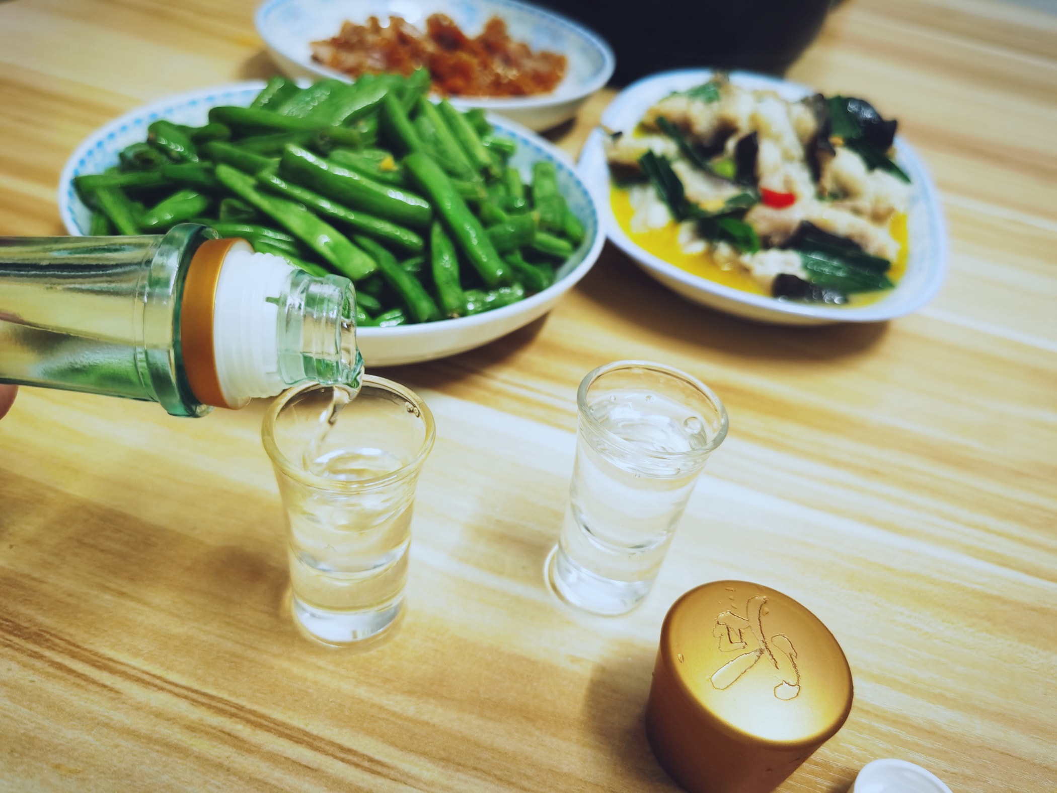 天气寒冷，来杯烧酒，谷小酒谷院烧酒开箱评尝效果如何呢？