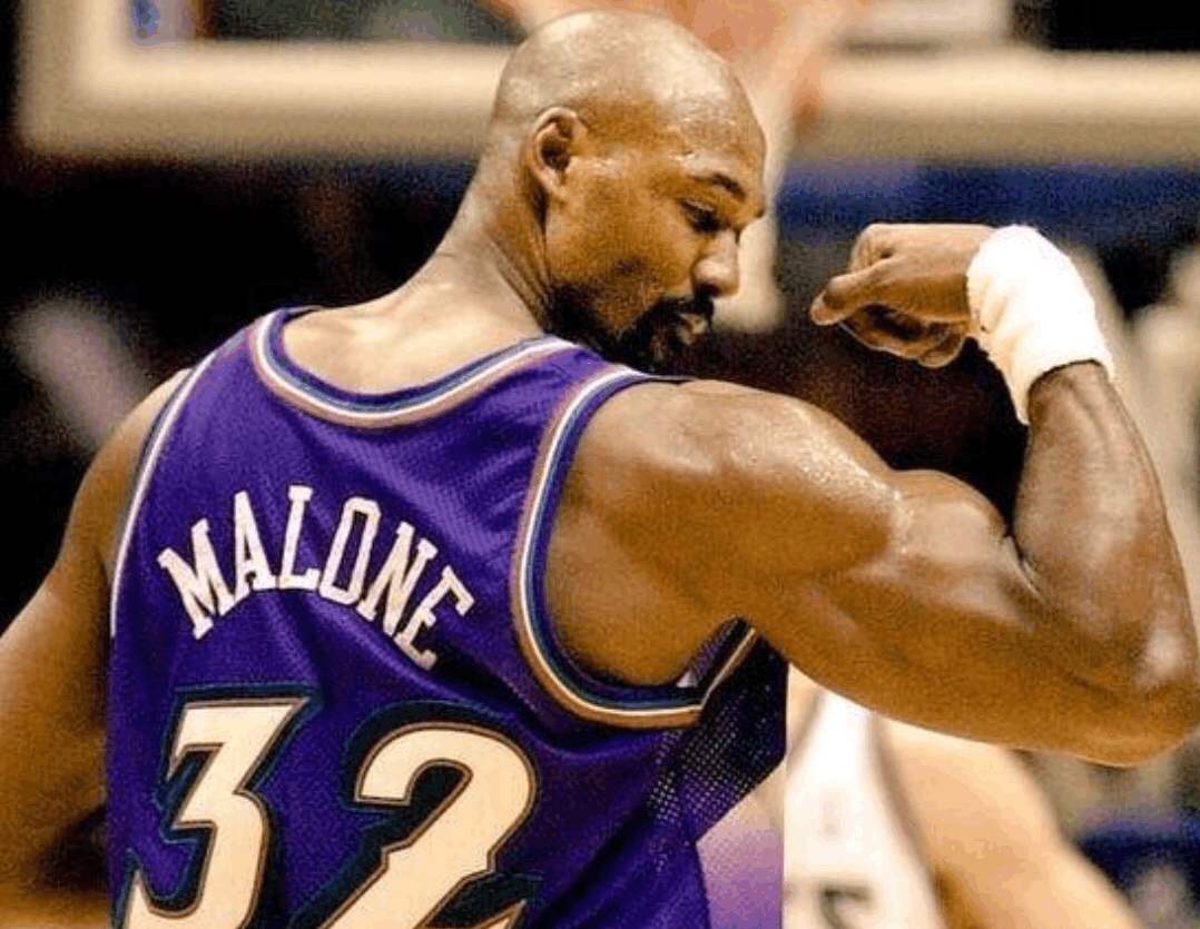 橄欖球和籃球哪個強壯（NBA球星肌肉和橄欖球運動員肌肉誰更壯？對比過后，差距很明顯）
