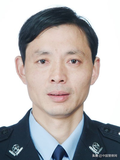 【全国公安机关成绩突出个人先进事迹选登】平安路上，奏响奋斗者之歌