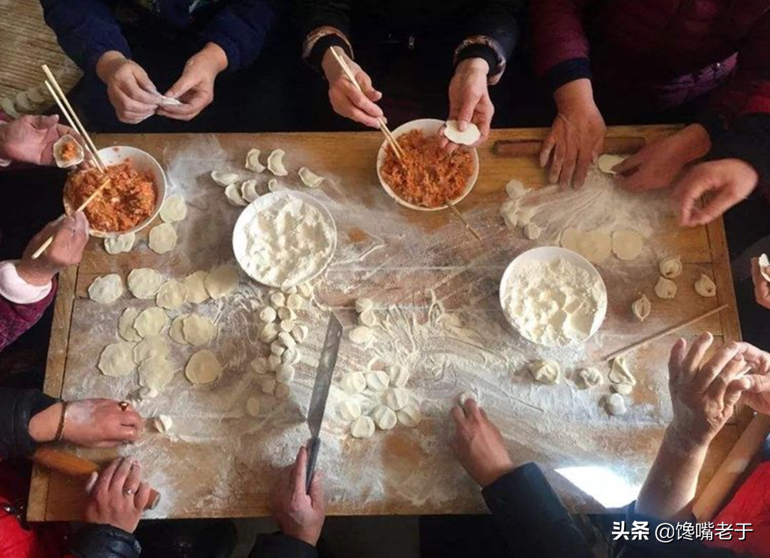 过年包肉馅饺子，牢记加1水2黑和2油，肉馅鲜嫩多汁，喷香喷香