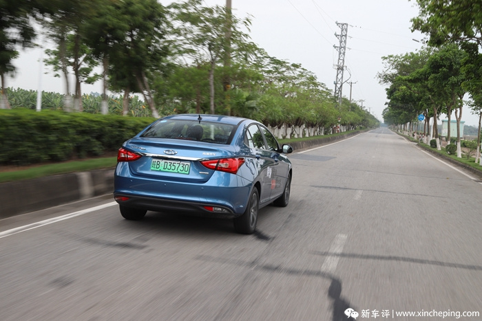 奇瑞艾瑞泽5e 450首试：奇瑞新能源的颜面就靠你了