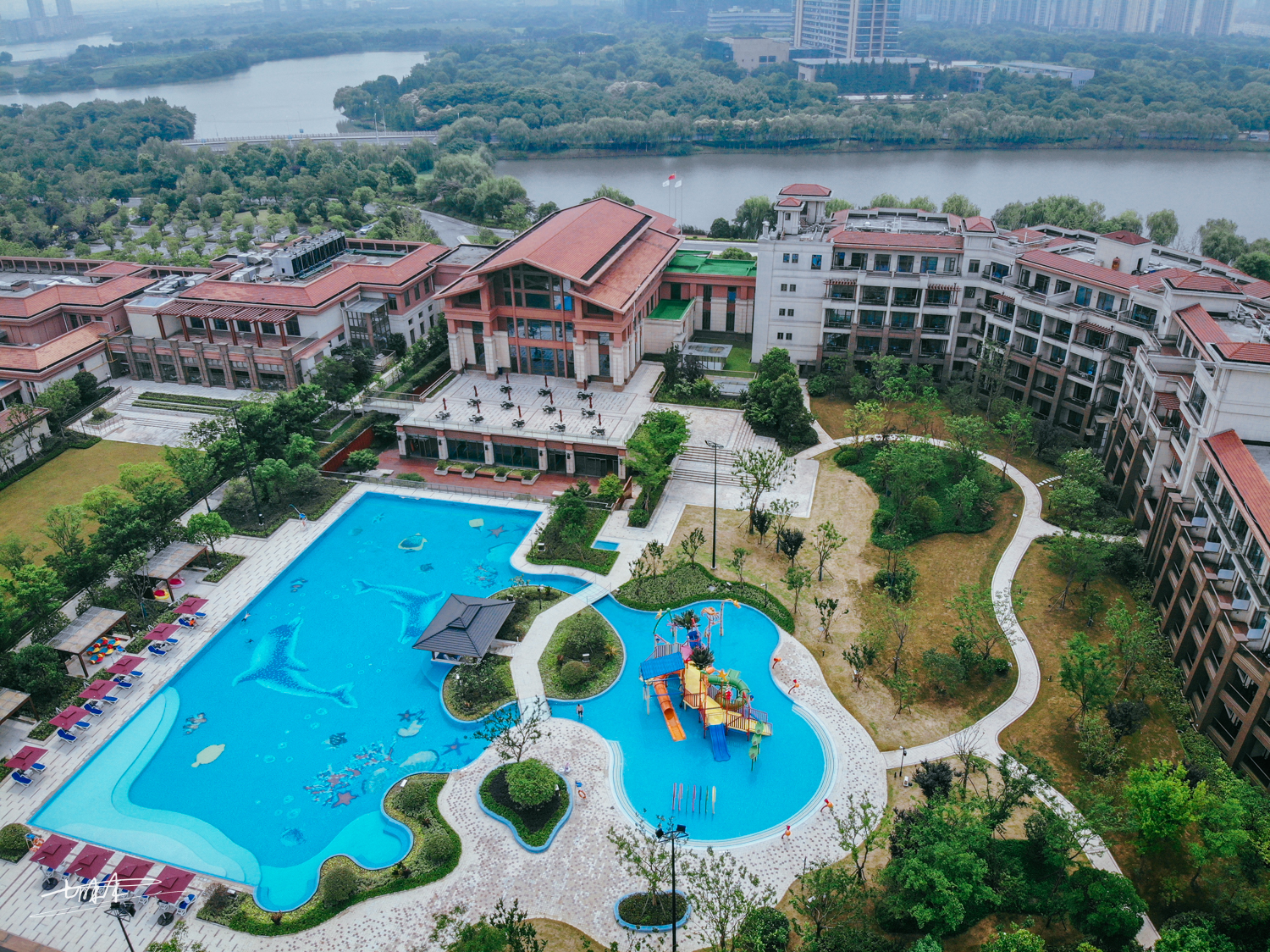 湖州2000平欢乐水世界，一站式亲子度假酒店，夏日亲子游好去处