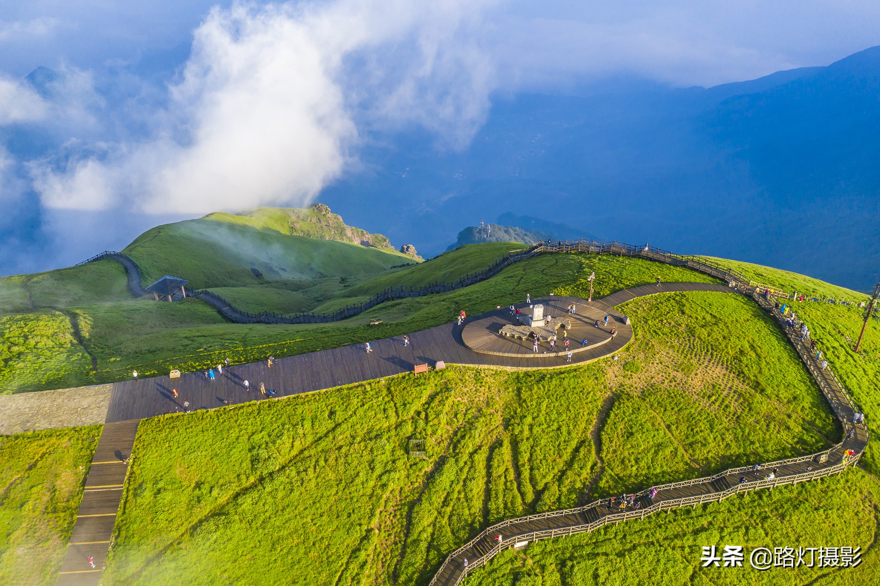 孩子野外露营的优美句子