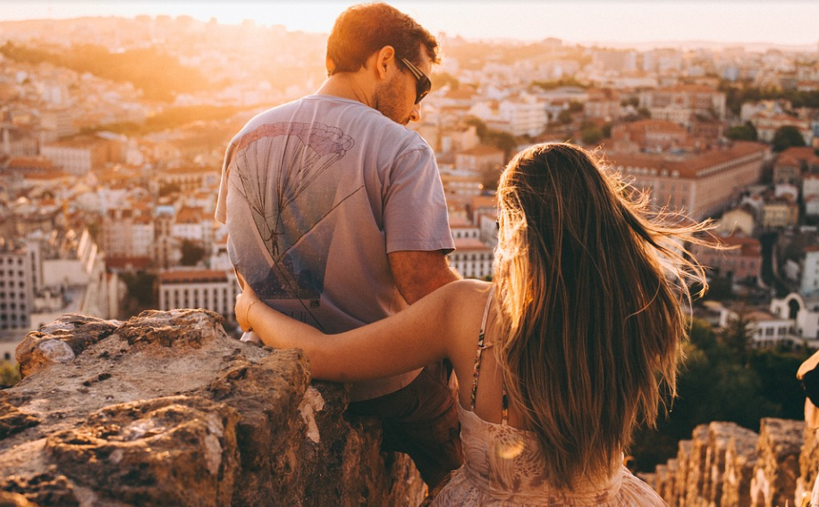 与异性朋友发生关系后，女人应该如何处理？这样做不失颜面