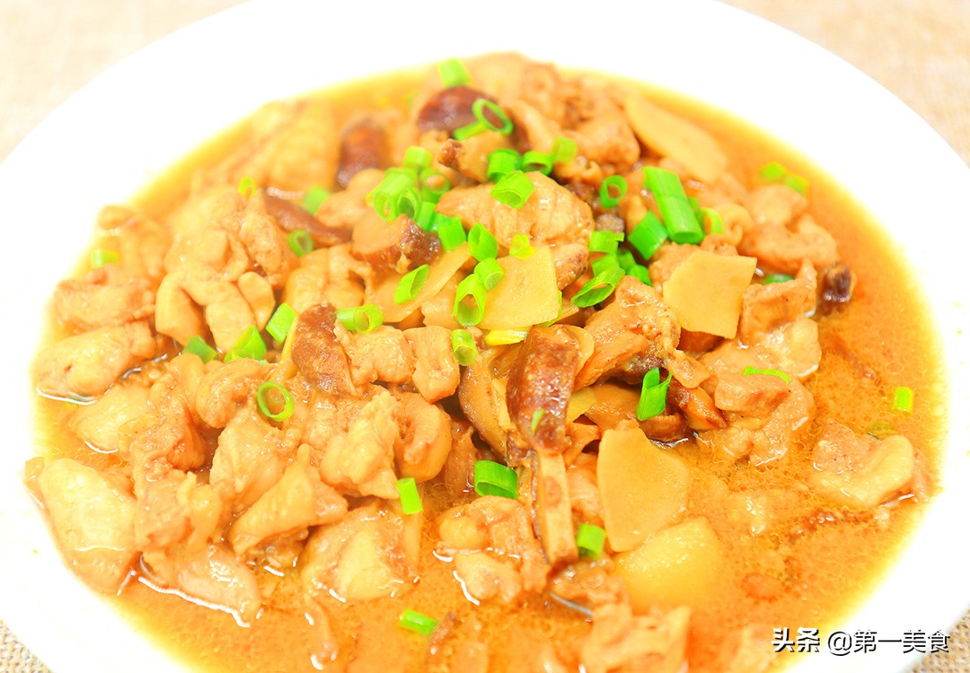 图片[1]-【香菇焖鸡】做法步骤图 肉质嫩滑鲜香 配米饭连吃两大碗-起舞食谱网