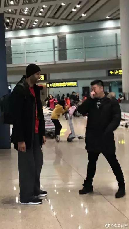 nba马刺为什么有状元签(马刺过分了！状元签这么用简直没人性！这就是马刺的套路)