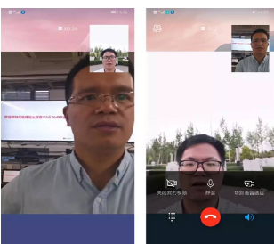 女学生和母亲的“同款照”，妈妈年轻时有多美？网友：没有可比性