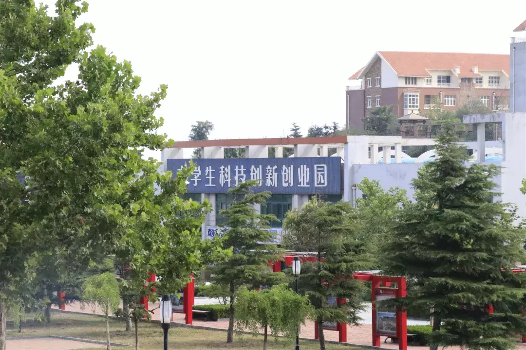 专科报哪里？十大理由助你了解济南大学泉城学院