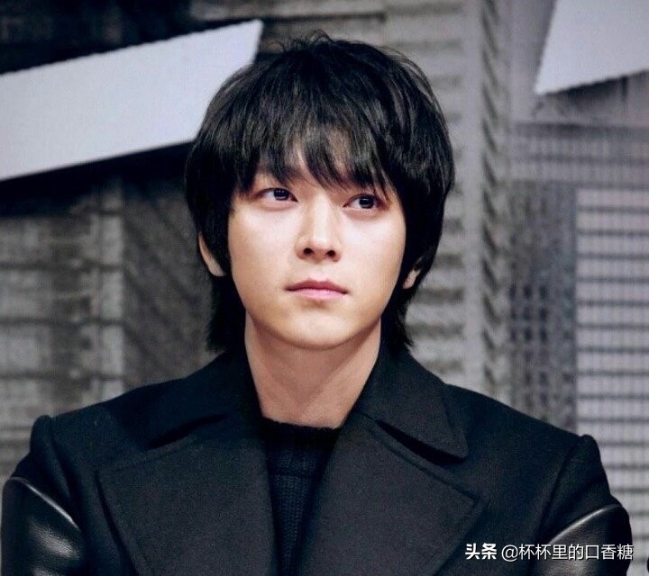 韩剧年轻帅照！李政宰郑雨盛是神级，元斌难忘，20多岁玄彬好青涩