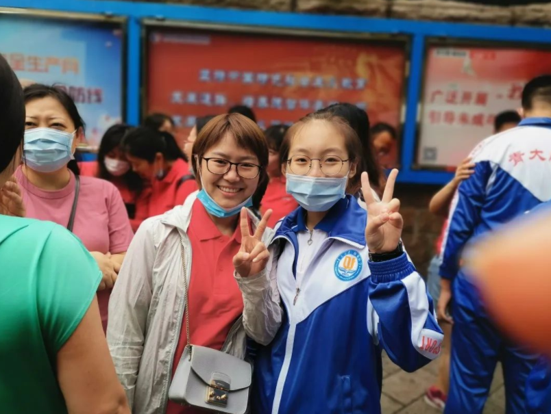 安徽一学生中考权利被剥夺，班主任的说法理直气壮，家长坐不住了