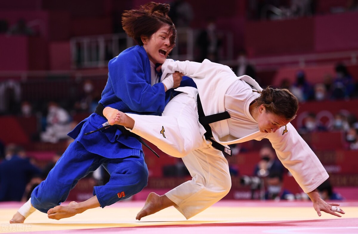 女子柔道(奥运柔道-女子57公斤级 卢童娟险胜闯过首轮 不敌日本名将